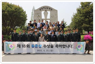 이미지18